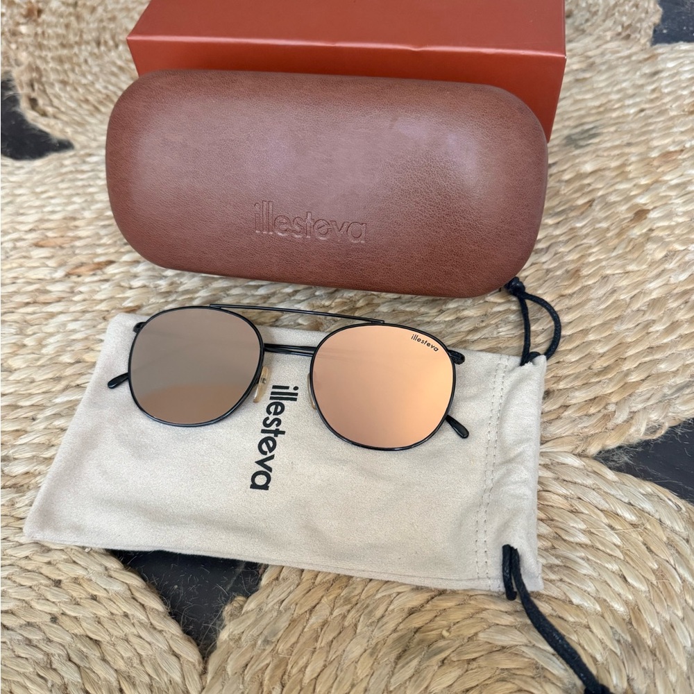 illesteva Mykonos II Sunglasses - Black Metal  Frame with Rose Gold Lenses